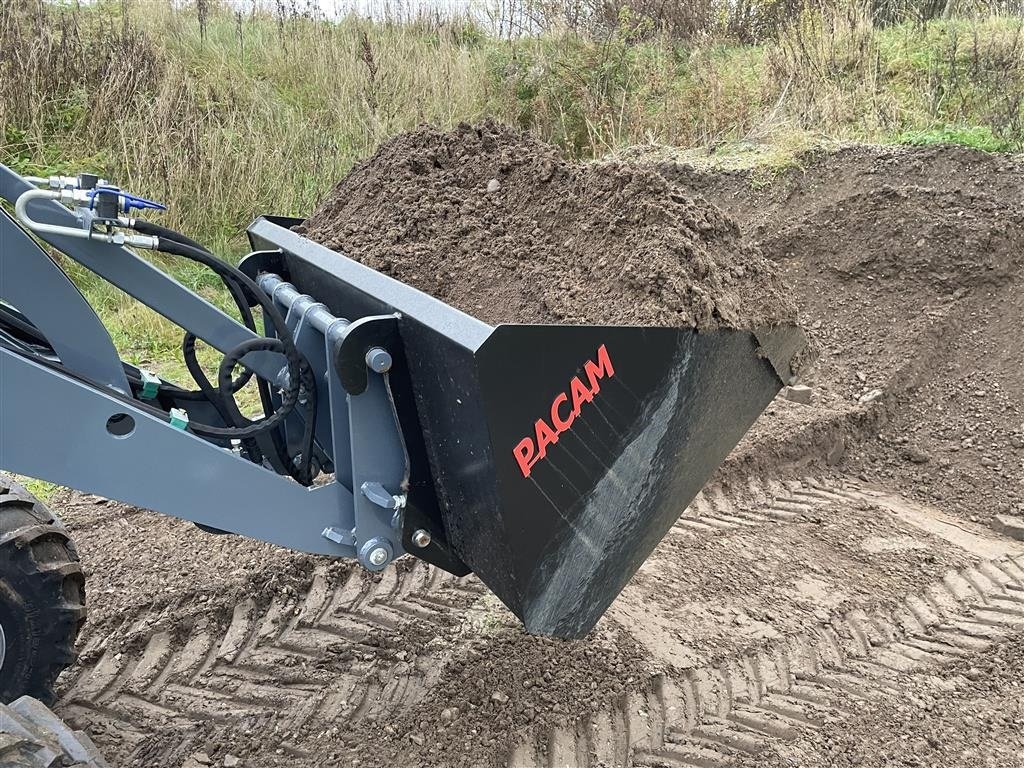 Kompaktlader типа Sonstige 3025 Foldbar bøjle, Gebrauchtmaschine в Herning (Фотография 23)