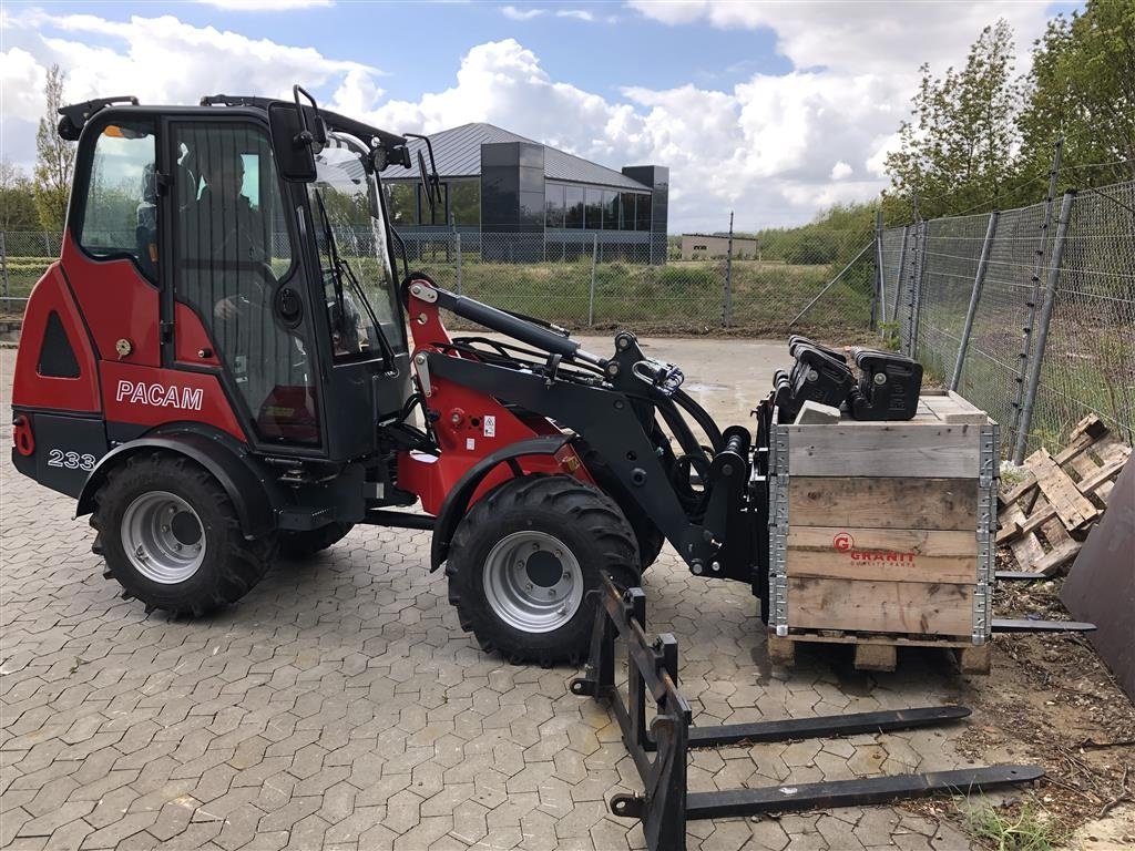 Kompaktlader типа Sonstige 3040 Kabine 2 Ton, Gebrauchtmaschine в Herning (Фотография 17)