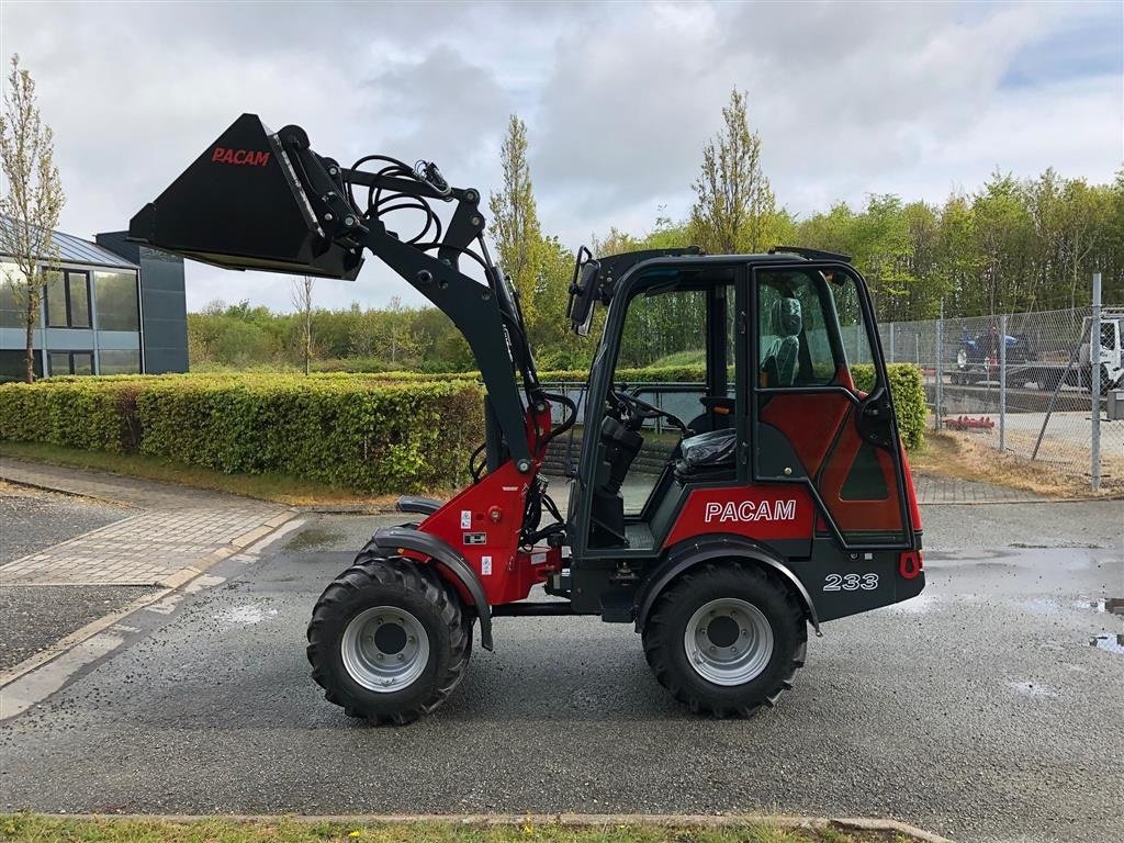 Kompaktlader типа Sonstige 3040 Kabine 2 Ton, Gebrauchtmaschine в Herning (Фотография 16)