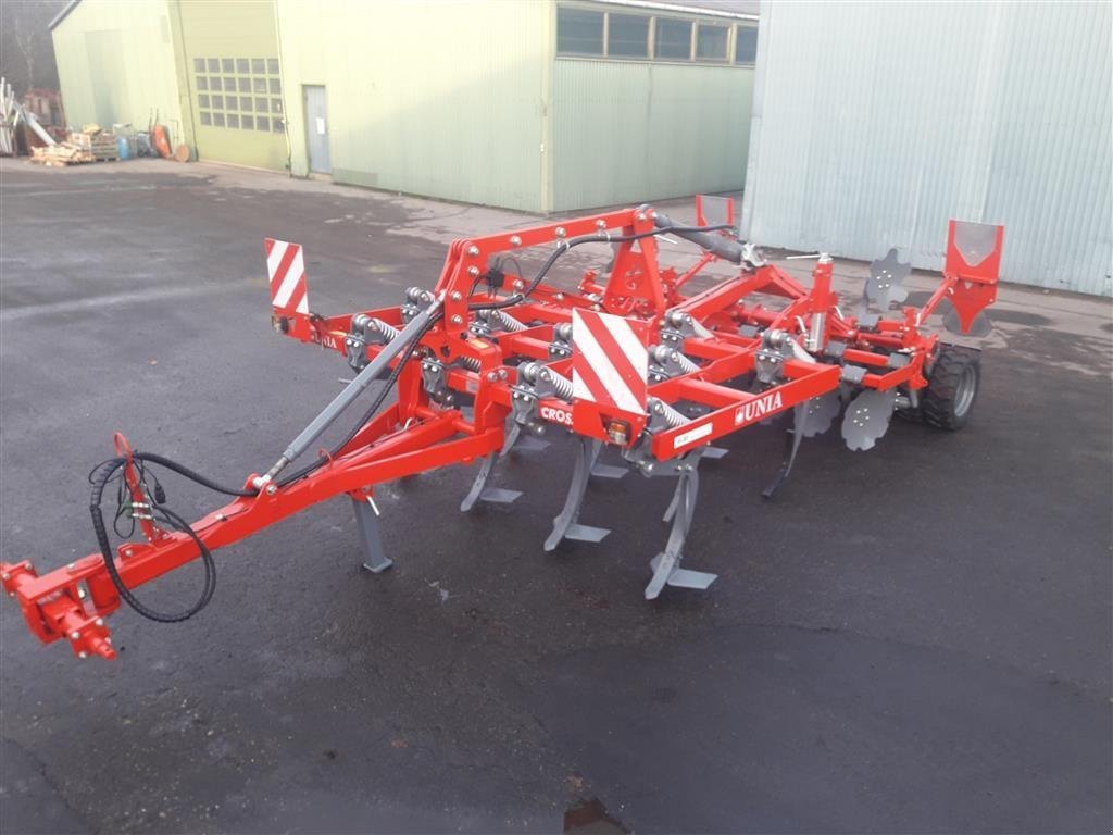 Zinkenrotor (Ackerbau) от тип Unia Cross 3 Drive, Gebrauchtmaschine в Hadsund (Снимка 1)