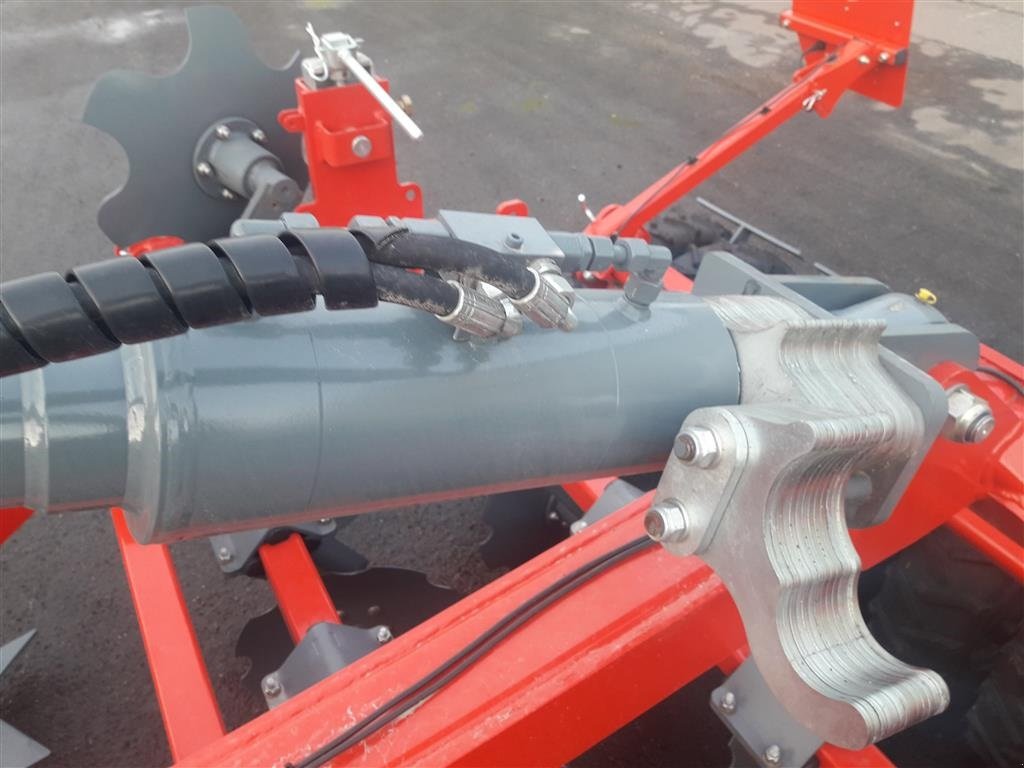 Zinkenrotor (Ackerbau) от тип Unia Cross 3 Drive, Gebrauchtmaschine в Hadsund (Снимка 17)