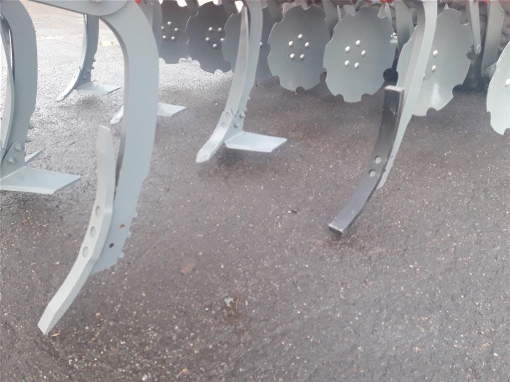Zinkenrotor (Ackerbau) от тип Unia Cross 3 Drive, Gebrauchtmaschine в Hadsund (Снимка 12)