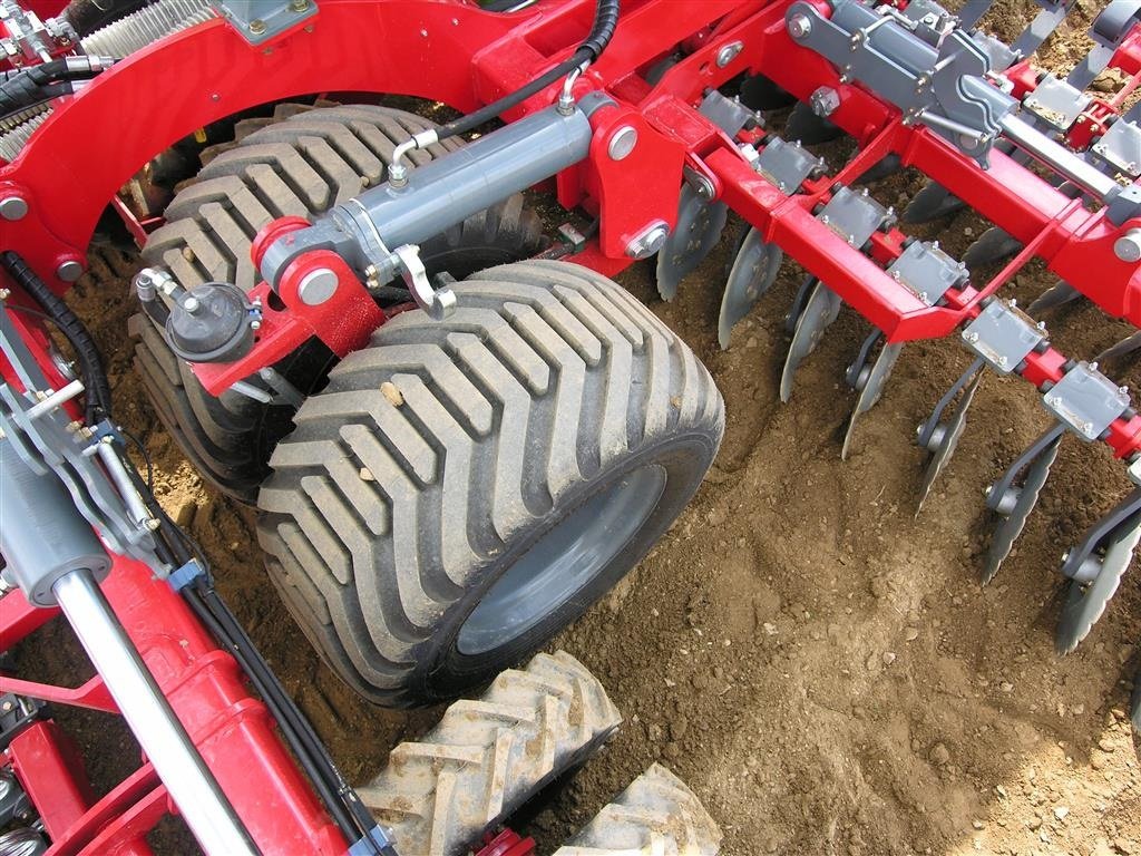 Drillmaschinenkombination типа Unia Fenix 3000 6m bugseret, Gebrauchtmaschine в Hadsund (Фотография 10)