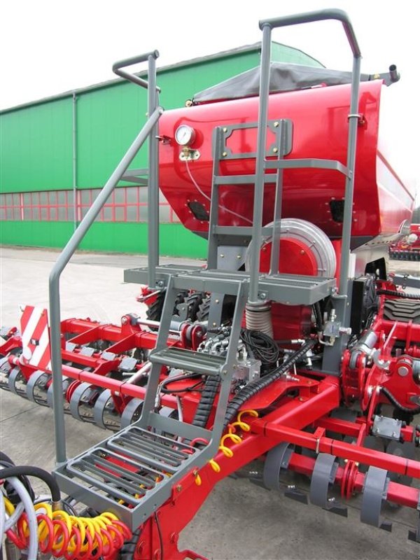 Drillmaschinenkombination типа Unia Fenix 3000 6m bugseret, Gebrauchtmaschine в Hadsund (Фотография 12)