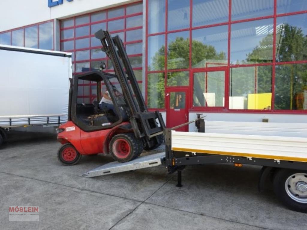 Anhänger typu Möslein TTT 11-6,2 BR Weiß Tandemtieflader mit breiten Ra, Gebrauchtmaschine v Schwebheim (Obrázek 3)