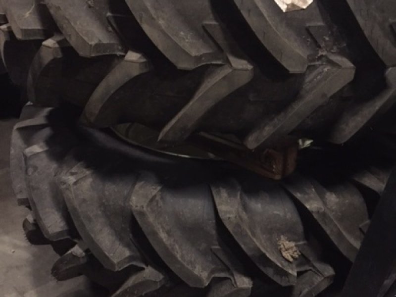 Reifen del tipo AP 18,4R34  650/60R34 600/65R34, Gebrauchtmaschine In Danmark (Immagine 1)