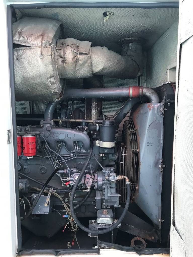 Notstromaggregat des Typs Iveco 8065 SRE - 125 kVA Generator - DPX-11283, Gebrauchtmaschine in Oudenbosch (Bild 9)