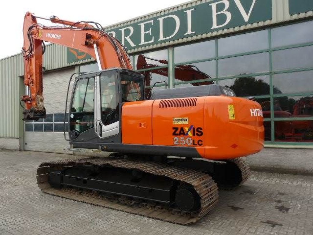 Kettenbagger typu Hitachi ZX 250 LC-3, Gebrauchtmaschine w Roosendaal (Zdjęcie 4)