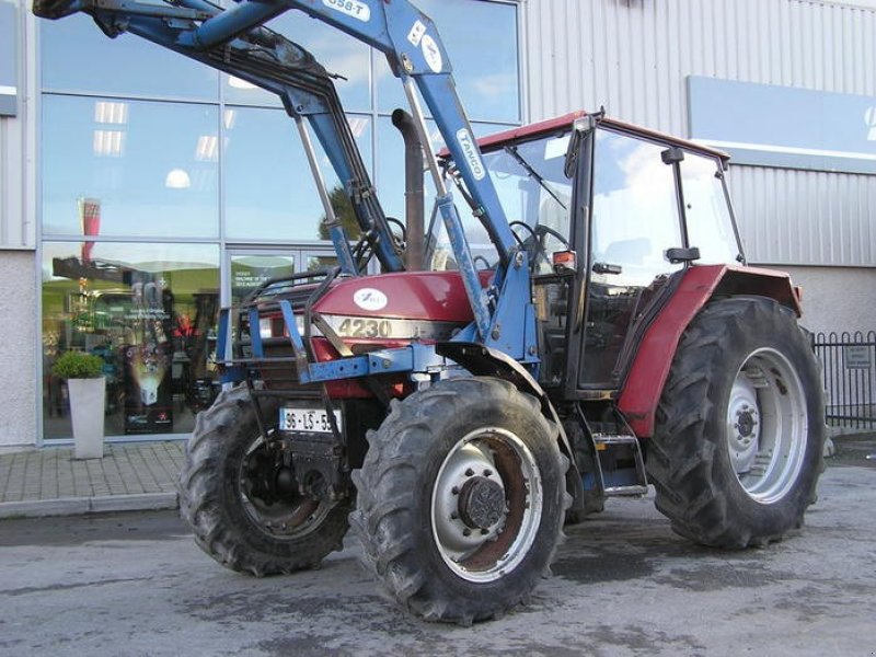 Traktor des Typs Case IH 4230, Gebrauchtmaschine in Co Killenney (Bild 1)