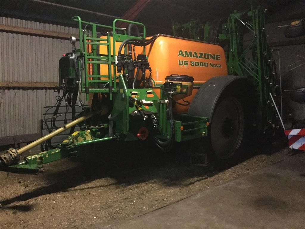 Anhängespritze of the type Amazone UG3000, Gebrauchtmaschine in Aulum (Picture 3)