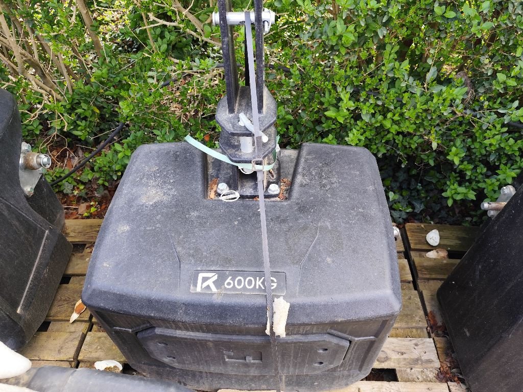 Sonstige Traktorteile a típus Avant masse de 600 a 1500kg, Gebrauchtmaschine ekkor: HORION HOZEMONT (Kép 1)
