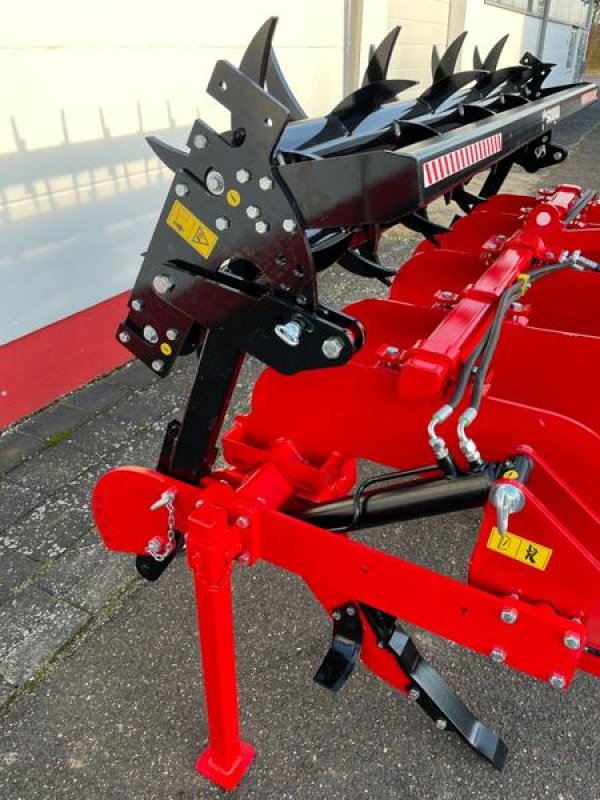 Tiefenlockerer of the type Minos Agri Untergrundlockerer mit Drehrechen GB 5, Neumaschine in Münstermaifeld (Picture 4)