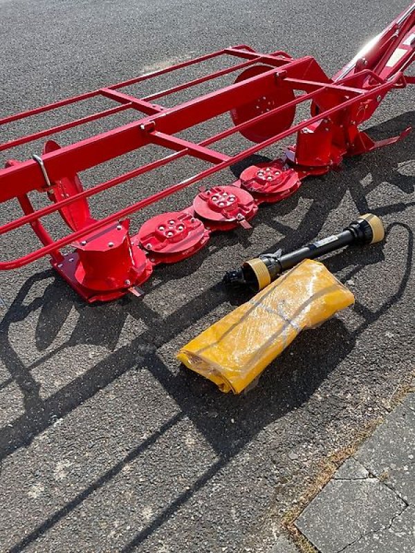 Mähwerk του τύπου Minos Agri Scheibenmähwerk T-DCBM 5, Neumaschine σε Münstermaifeld (Φωτογραφία 9)