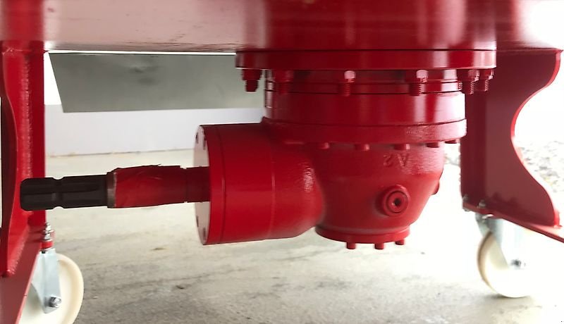 Futtermischwagen Türe ait Minos Agri Futtermischwagen T-DYKM 1,5, Neumaschine içinde Münstermaifeld (resim 6)