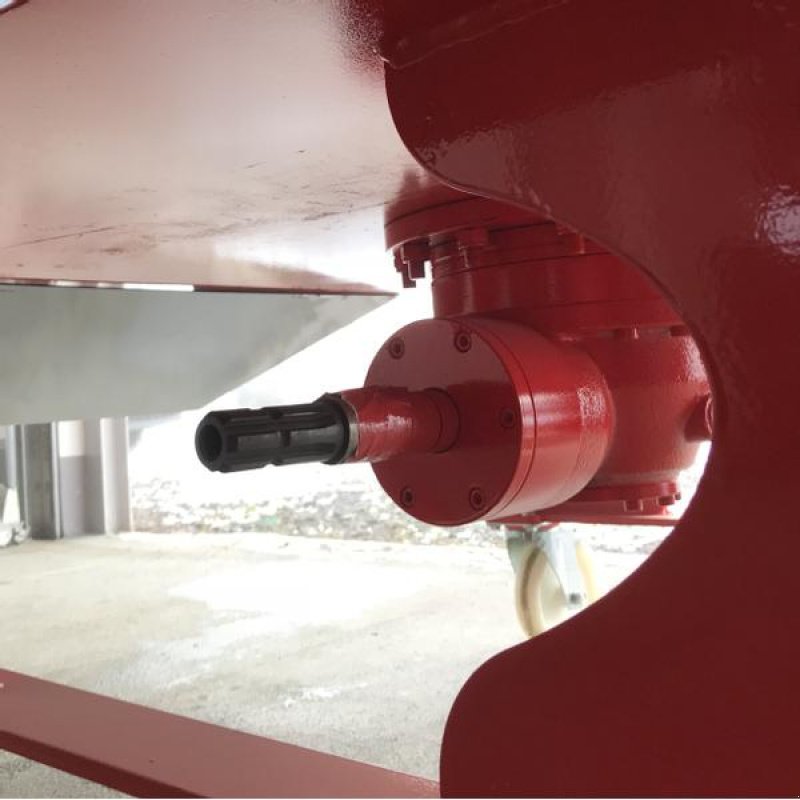 Futtermischwagen of the type Minos Agri Futtermischwagen T-DYKM 2,0, Neumaschine in Münstermaifeld (Picture 7)