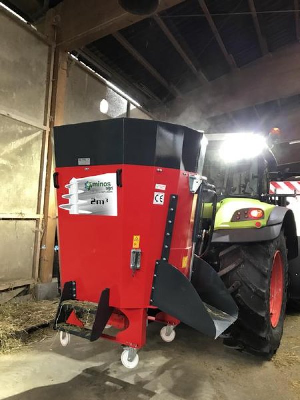 Futtermischwagen of the type Minos Agri Futtermischwagen T-DYKM 2,0, Neumaschine in Münstermaifeld (Picture 1)