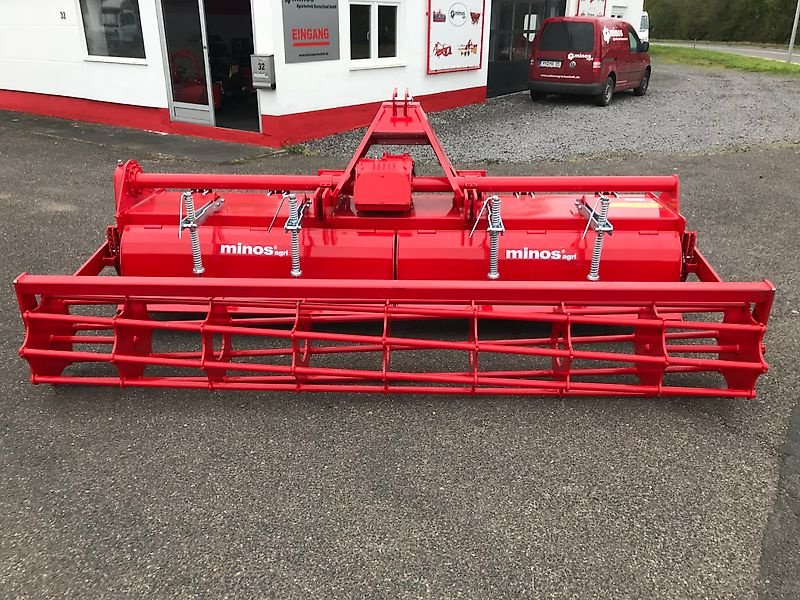 Bodenfräse of the type Minos Agri Bodenfräse T-ATRT 2500 mit Rohrstabwalze 250cm Arbeitsbreite, Neumaschine in Münstermaifeld (Picture 5)