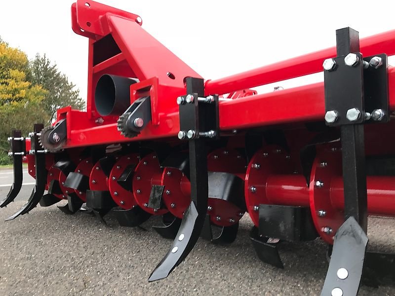 Bodenfräse of the type Minos Agri Bodenfräse T-ATRT 2500 mit Rohrstabwalze 250cm Arbeitsbreite, Neumaschine in Münstermaifeld (Picture 9)