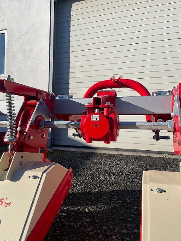 Bodenfräse of the type Minos Agri Reihenfräse T-SCM-2-A, Neumaschine in Münstermaifeld (Picture 14)