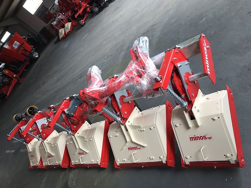 Bodenfräse van het type Minos Agri Reihenfräse T-SCM-5-A, Neumaschine in Münstermaifeld (Foto 12)