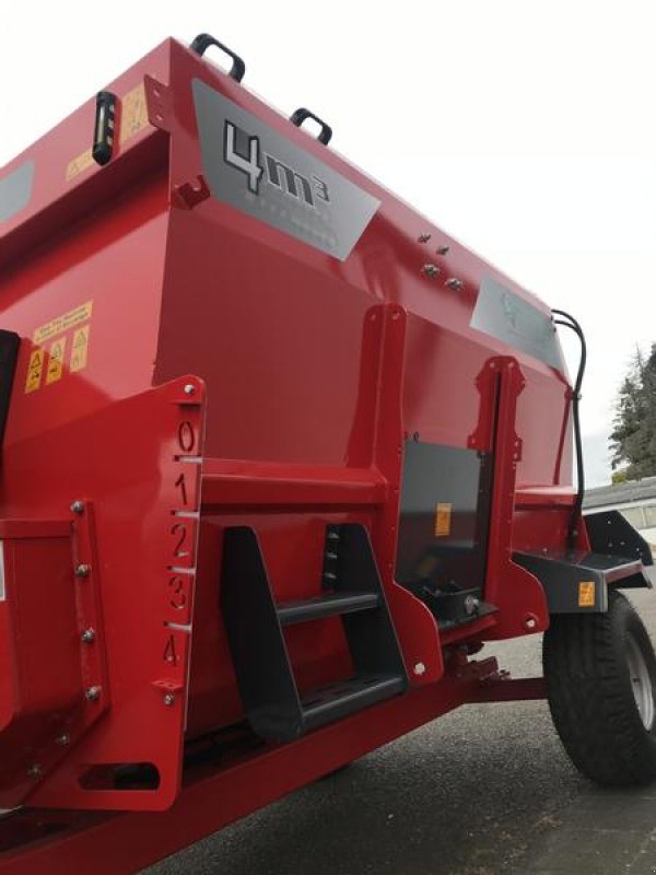 Futtermischwagen of the type Minos Agri Futtermischwagen T-YYKM 4K, Neumaschine in Münstermaifeld (Picture 10)