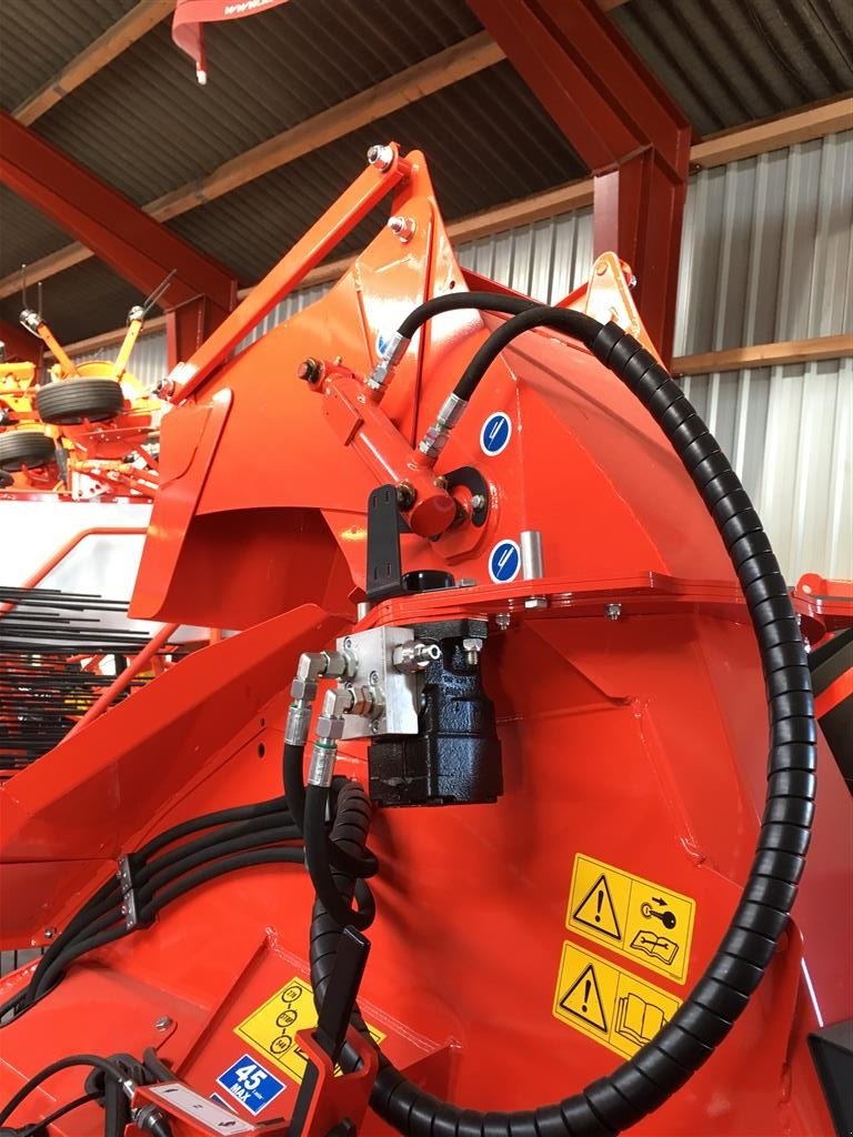 Einstreutechnik Türe ait Kuhn PRIMOR 2060 S Ny model med dobbeltsvøb og forstærket bundkæde, Gebrauchtmaschine içinde Løgstør (resim 5)