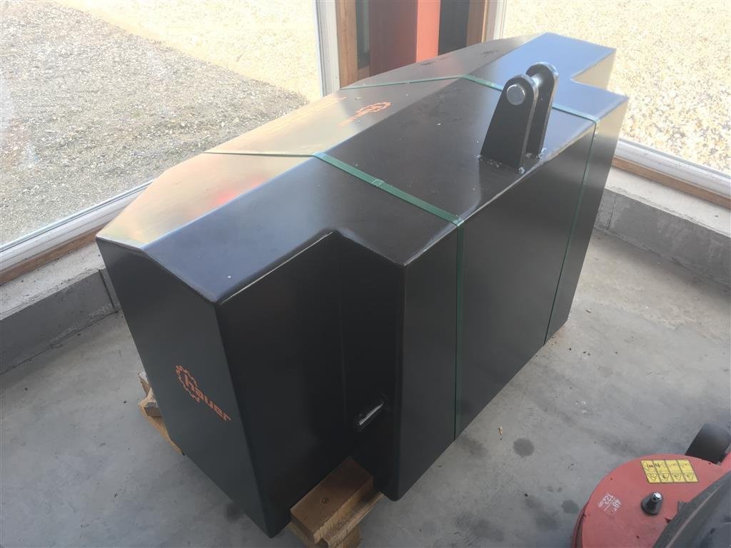 Frontgewicht van het type Hauer Frontklods 1500 kg., Gebrauchtmaschine in Løgstør (Foto 3)