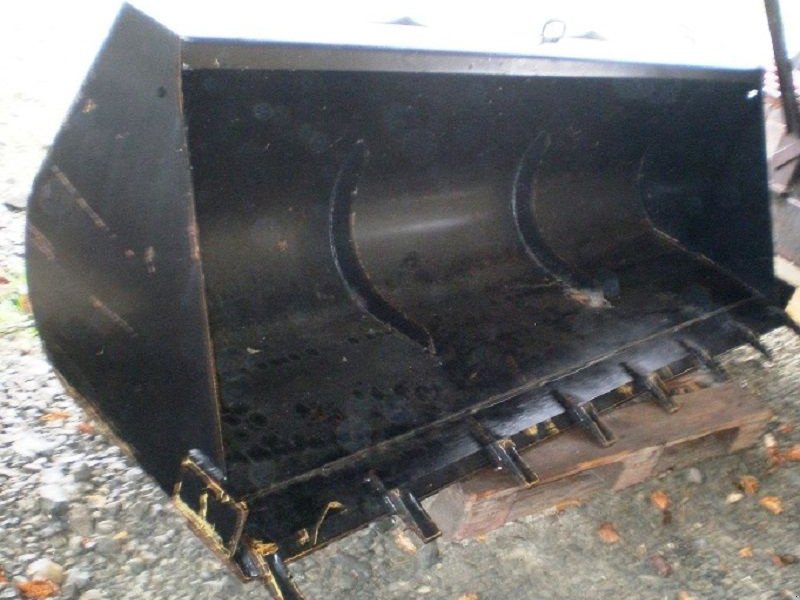 Siloentnahmegerät & Verteilgerät of the type New Holland Godet avec dents, Gebrauchtmaschine in Aesch (Picture 1)