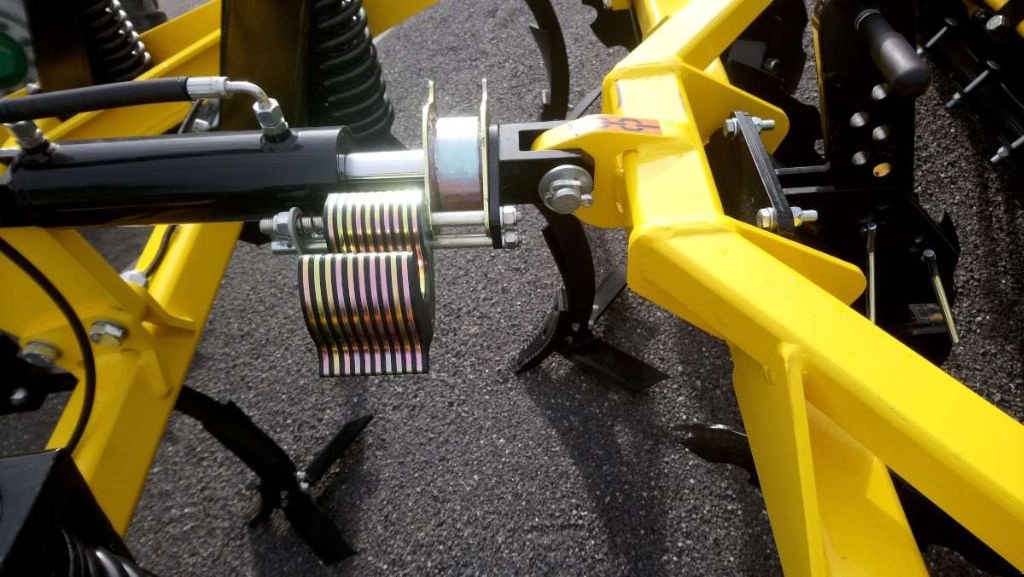 Grubber типа Bednar Déchaumeur à dents FENIX 3000, Gebrauchtmaschine в Aesch (Фотография 4)