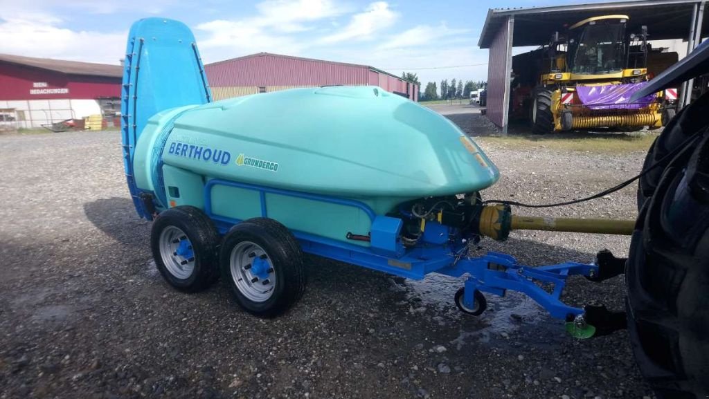 Anhängespritze typu Berthoud puvérisateur Fructair 1500 TCI, Gebrauchtmaschine v Aesch (Obrázek 1)