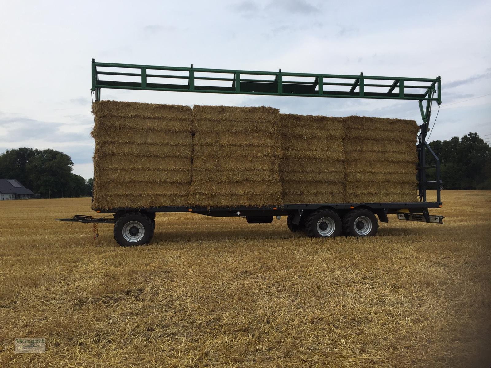 Ballensammelwagen des Typs Wiegert BWD1030, Neumaschine in Ostbevern (Bild 3)