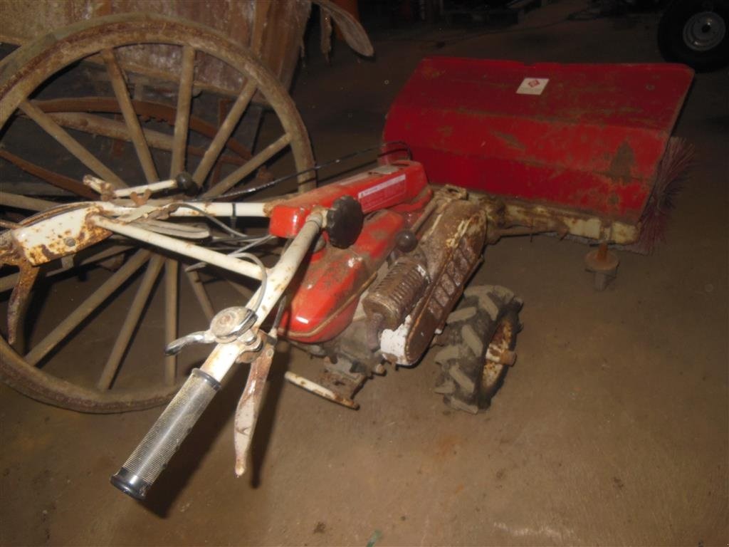 Geräteträger Türe ait Iseki KF522 med kost, Gebrauchtmaschine içinde Egtved (resim 3)