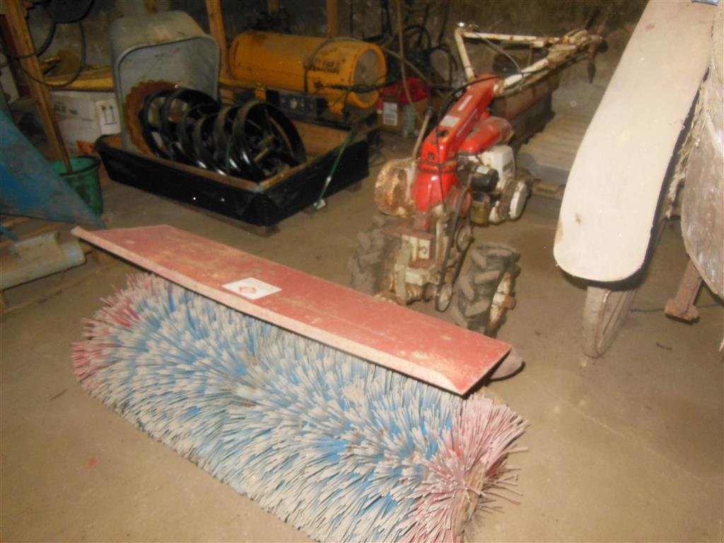 Geräteträger Türe ait Iseki KF522 med kost, Gebrauchtmaschine içinde Egtved (resim 2)