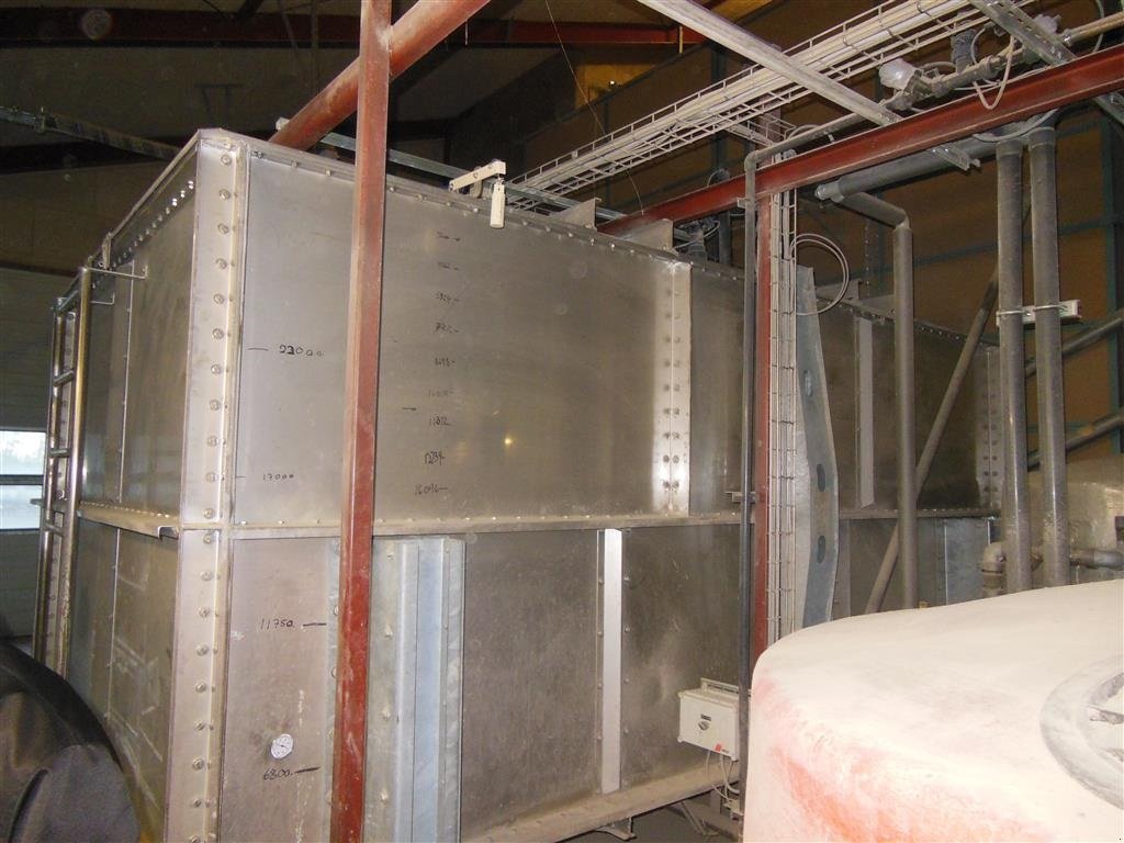 Futtermischwagen Türe ait Sonstige 25m3 tank rustfri, Gebrauchtmaschine içinde Egtved (resim 4)