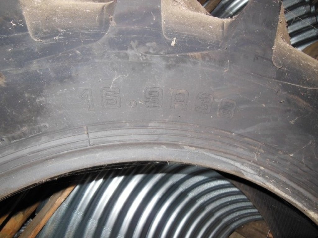 Reifen des Typs Alliance 16.9-38 Ny Traktordæk, Gebrauchtmaschine in Egtved (Bild 2)
