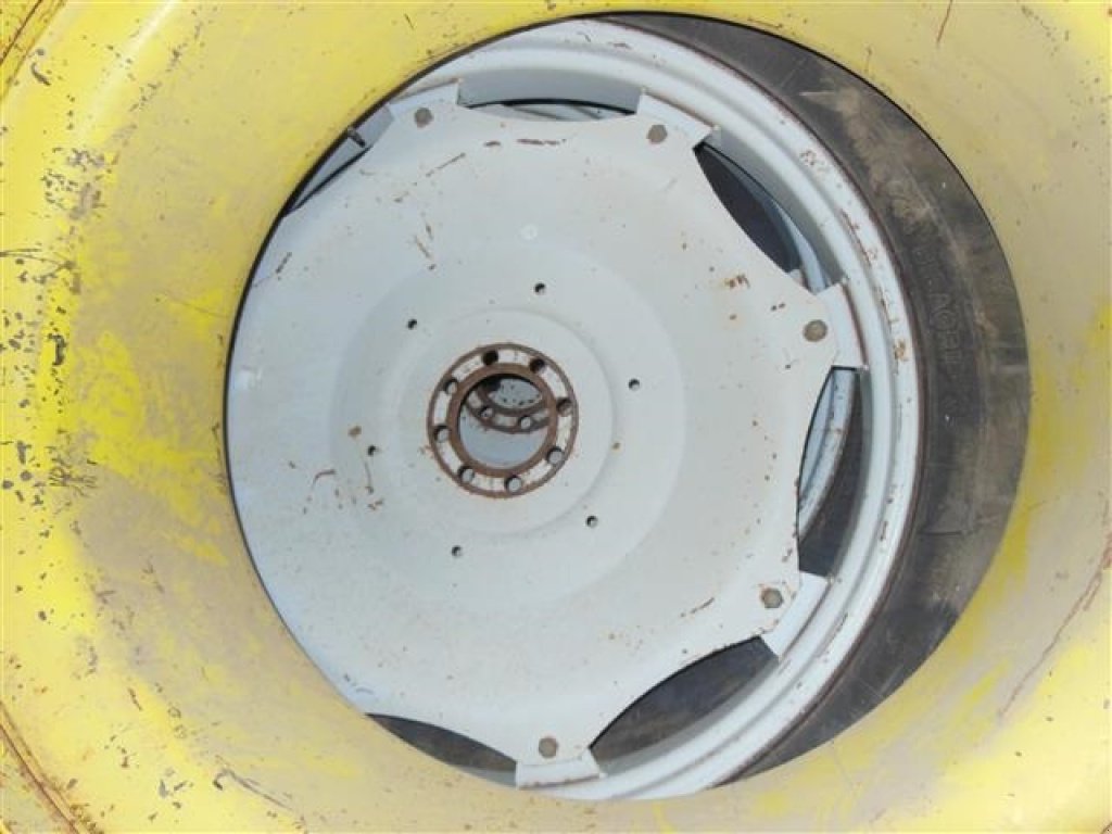 Pflegerad typu Taurus 9,5x44 Taurus sprøjtehjul, Gebrauchtmaschine v Egtved (Obrázek 3)