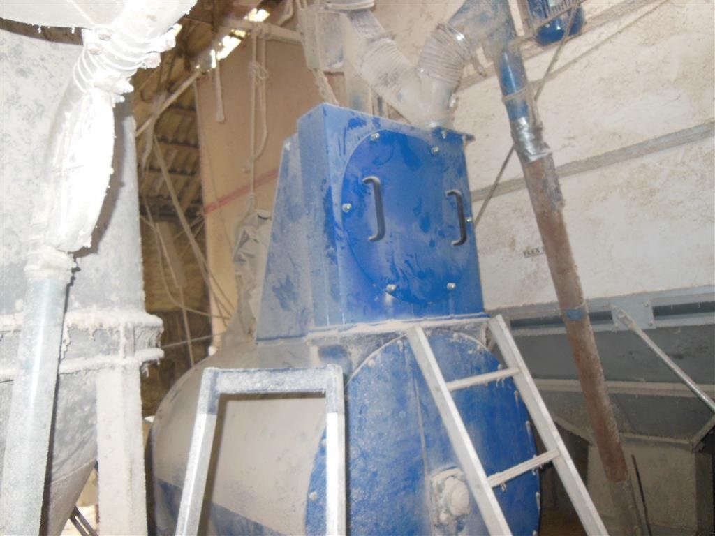 Futtermischwagen of the type Sonstige AB Maleblandeanlæg med ny slaglemølle, Gebrauchtmaschine in Egtved (Picture 3)