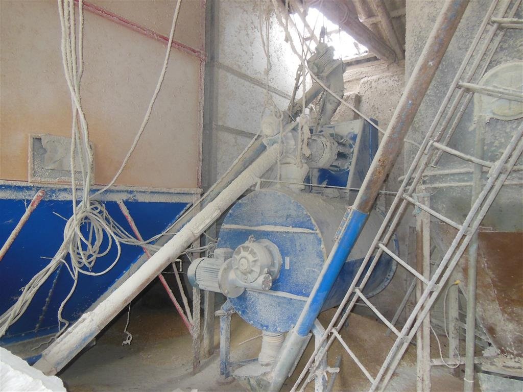 Futtermischwagen of the type Sonstige AB Maleblandeanlæg med ny slaglemølle, Gebrauchtmaschine in Egtved (Picture 2)