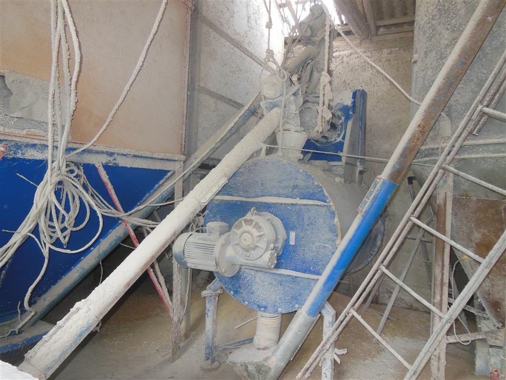 Futtermischwagen of the type Sonstige AB Maleblandeanlæg med ny slaglemølle, Gebrauchtmaschine in Egtved (Picture 4)