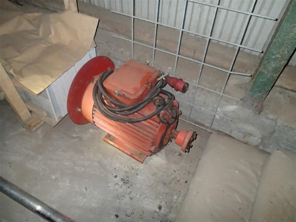 Sonstiges Türe ait Sonstige 25 hk fodmotor 1400 omdr., Gebrauchtmaschine içinde Egtved (resim 1)