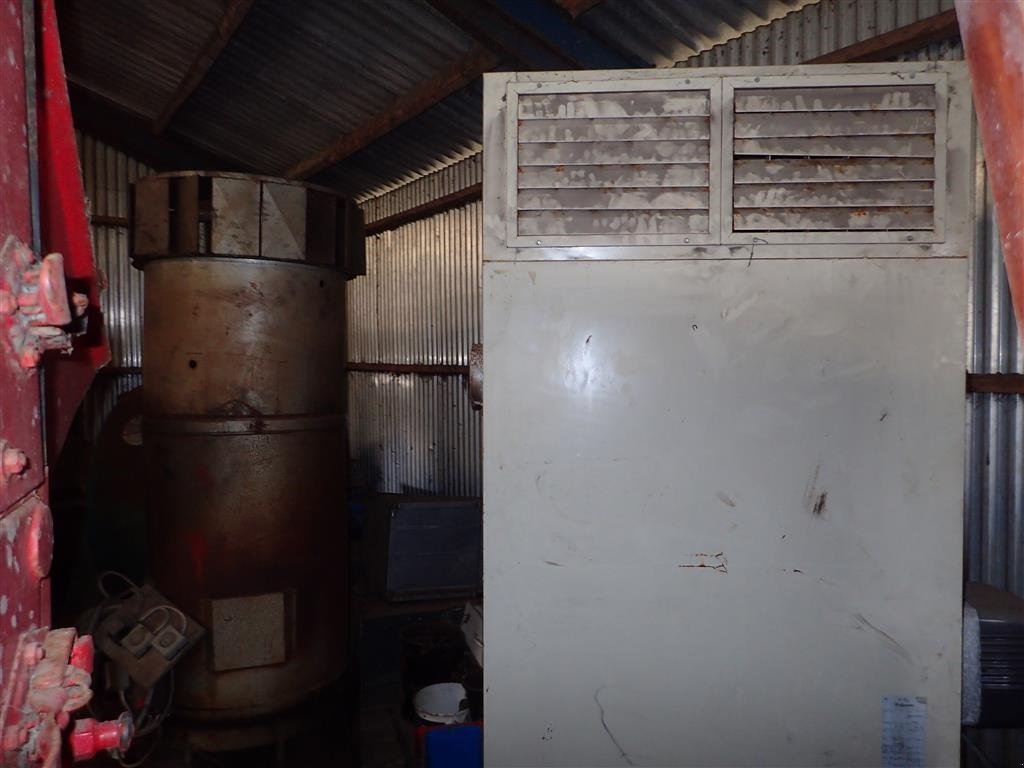 Heizgerät Türe ait Sonstige Kaloriferefyr, Gebrauchtmaschine içinde Egtved (resim 5)