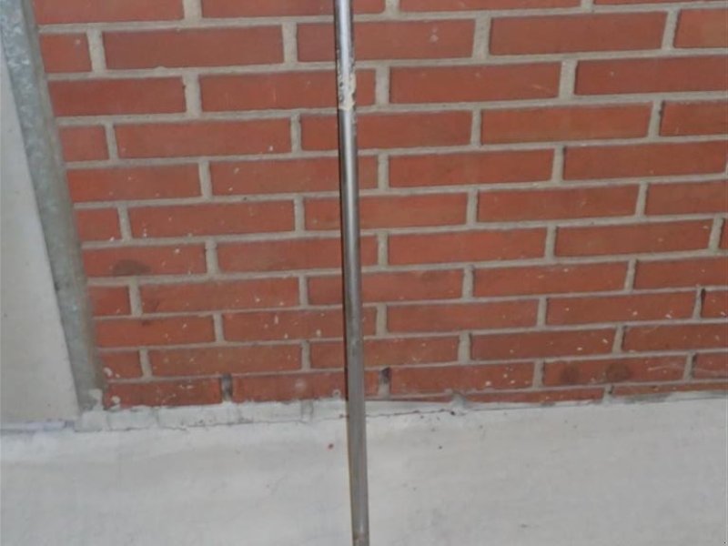 Aufstallung vrste Sonstige 48 stk. 1/2" 1 meter rustfri vandrør med ventil, Gebrauchtmaschine v Egtved (Slika 1)