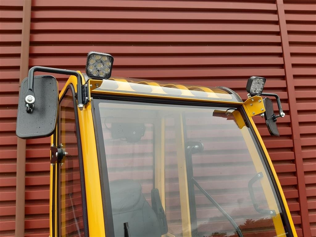 Kompaktlader типа Eurotrac W11 w11 lang arm  førehus, Gebrauchtmaschine в Rødekro (Фотография 11)