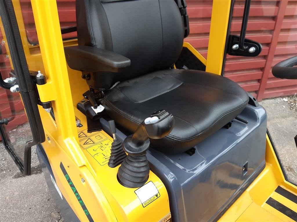 Kompaktlader типа Eurotrac W11 w11 lang arm  førehus, Gebrauchtmaschine в Rødekro (Фотография 13)