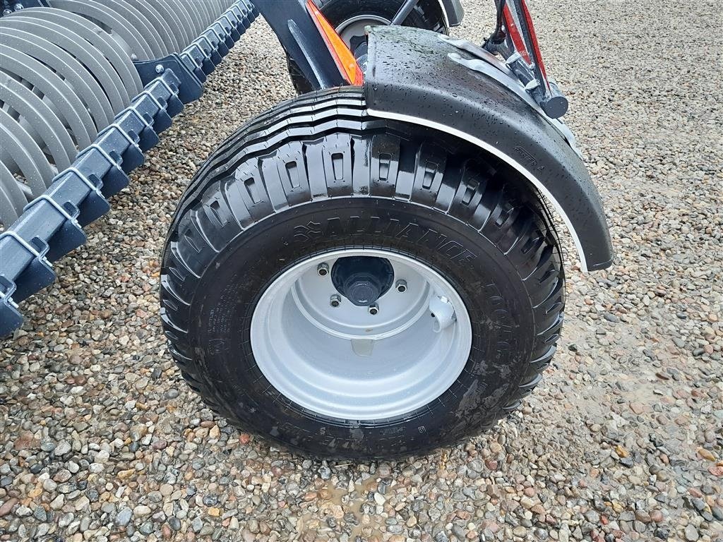 Kreiselegge tip Agro Tom 6 Meter discharve  Agro-Tom 6 m. bugseret disc harve, Gebrauchtmaschine in Rødekro (Poză 10)