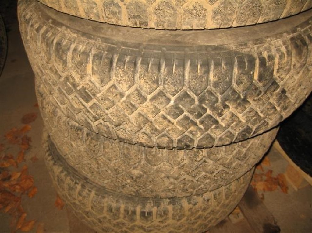 Rad des Typs Continental Bridestone 225/70R15 M723, Gebrauchtmaschine in Høng (Bild 2)