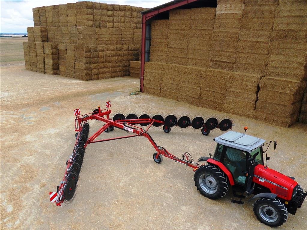 Schwader tip Tonutti V24  PRO version, Gebrauchtmaschine in Randers Sv (Poză 1)