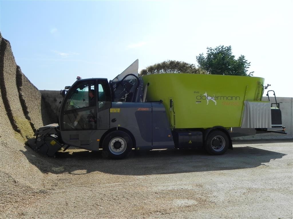 Futterverteilwagen typu Storti Dobermann  selvkørende 22" AS, Gebrauchtmaschine v Randers Sv (Obrázek 1)