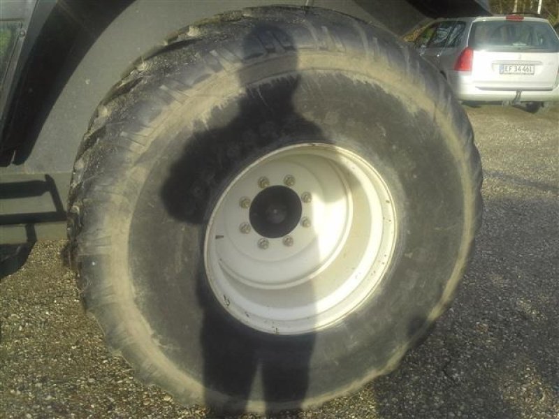 Rad vrste Nokian ELS græsbanedæk, Gebrauchtmaschine v Roskilde (Slika 1)