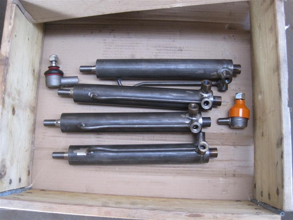 Sonstige Bagger & Lader typu Ford Styrecylinder 550-655, Gebrauchtmaschine v Aabenraa (Obrázek 1)